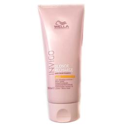 Balsam Pigmentat pentru Par Blond Cald – Wella Professionals Invigo Blonde Recharge Color Refreshing Conditioner Warm Blonde, 200ml la cel mai bun pret