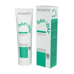 Gel Concentrat pentru Ten Gras si Impur Day by Day Bioearth, 15 ml la cel mai bun pret