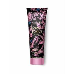 Lotiune Velvet Petals Noir, Victoria's Secret, 236 ml la cel mai bun pret