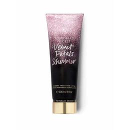 Lotiune cu sclipici – Velvet Petals, Victoria's Secret, 236 ml la cel mai bun pret