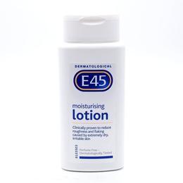 Lotiune dermatologica hidratanta pentru  piele uscata si sensibila, E 45, 200 ml la cel mai bun pret