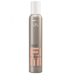 Spuma pentru Volum cu Fixare Flexibila – Wella Professionals Eimi Natural Volume Mousse 500 ml la cel mai bun pret