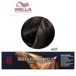 Vopsea Crema Permanenta – Wella Professionals Koleston Perfect ME+ Pure Naturals, nuanta 4/07 Castaniu Mediu Castaniu Natural la cel mai bun pret